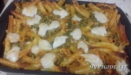 ZITE CON PISELLI E MOZZARISELLA