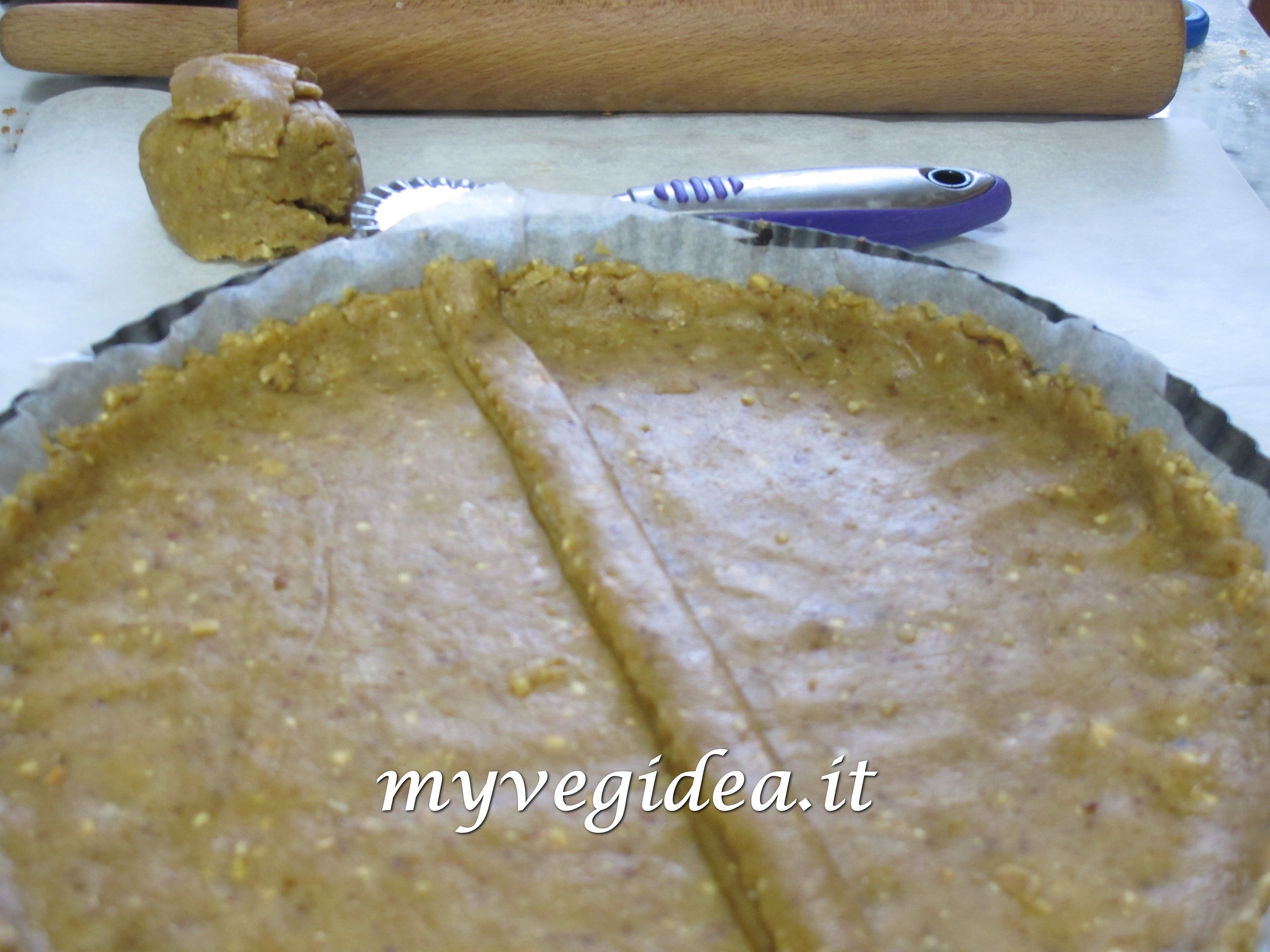 crostata bicolore con nocciole tritate2