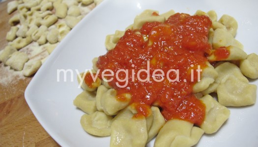 GNOCCHI DI CECI E SEMOLA al profumo di rosmarino