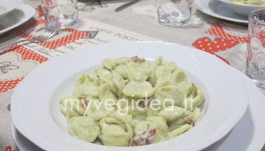 ORECCHIETTE PESTO FAGIOLI E POMODORINI